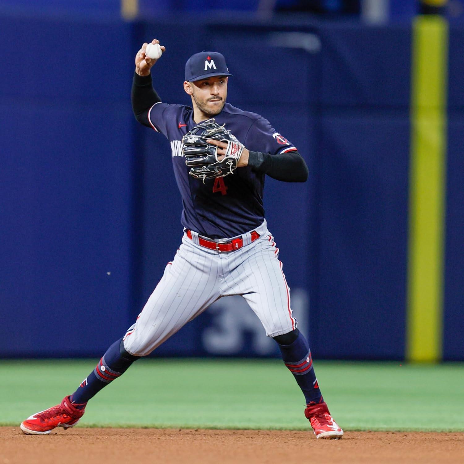 imageRawlings Select PRO LITE Youth Baseball Glove Pro Player Models Sizes 105 1225 Multiple StylesCarlos Correa Black