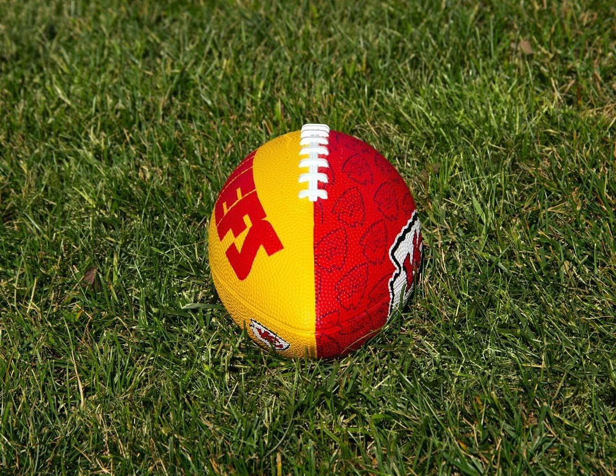 image:imageNFL Gridiron JuniorSize Youth Football All Team OptionsSeattle Seahawks